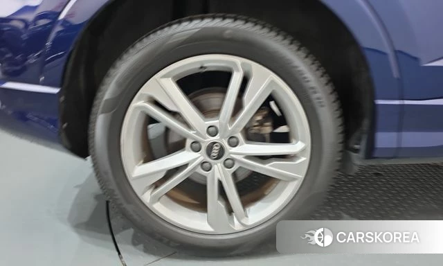 Audi Q3 (F3) id 4942046 из Кореи 27