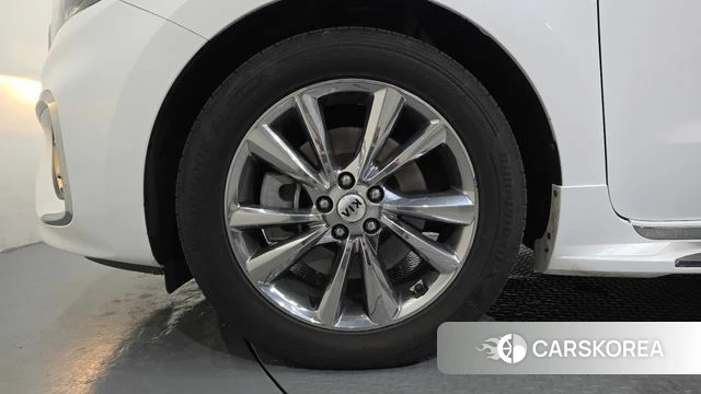Kia The New Carnival id 4339292 из Кореи 15