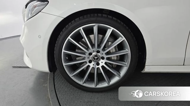 Mercedes-Benz E-Class W213 id 4357028 из Кореи 15