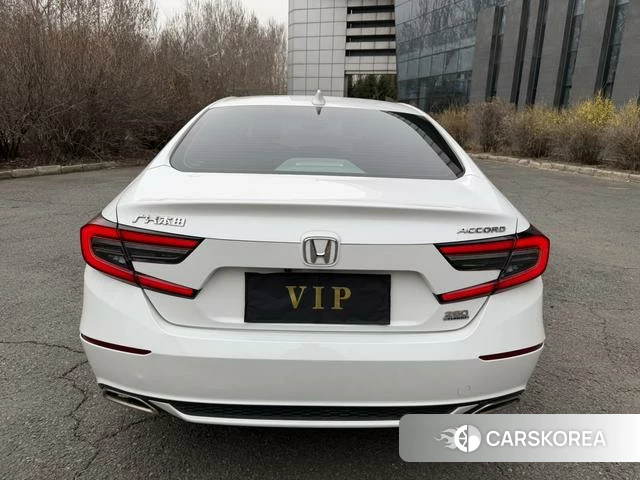Honda Accord id 4218716 из Китая 9