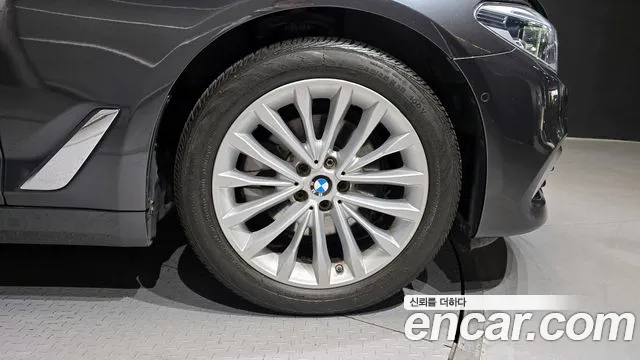BMW 5 Series (G30) id 2490651 из Кореи 15