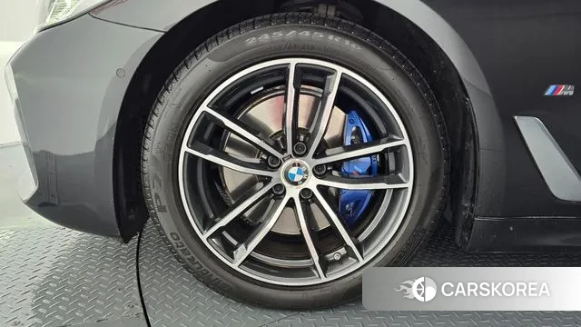 BMW 5 Series (G30) id 3467539 из Кореи 15