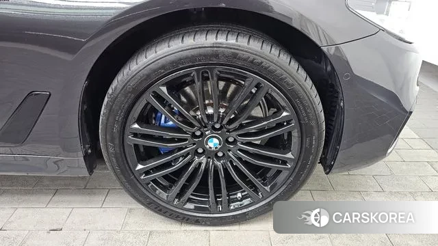 BMW 5 Series (G30) id 3661997 из Кореи 15