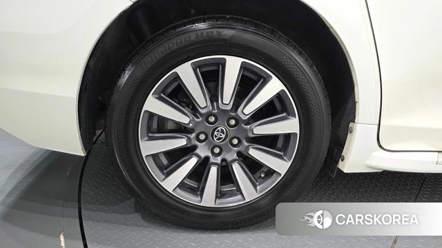 Toyota Sienna id 4765308 из Кореи 30