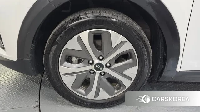 Kia Niro EV id 3422060 из Кореи 15