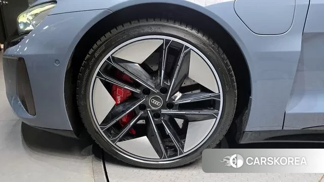 Audi RS e-Tron GT id 3539359 из Кореи 15