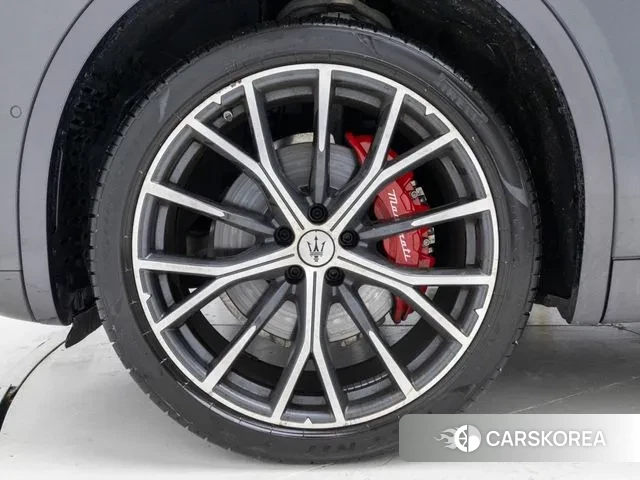 Maserati Grecale id 3585539 из Кореи 15