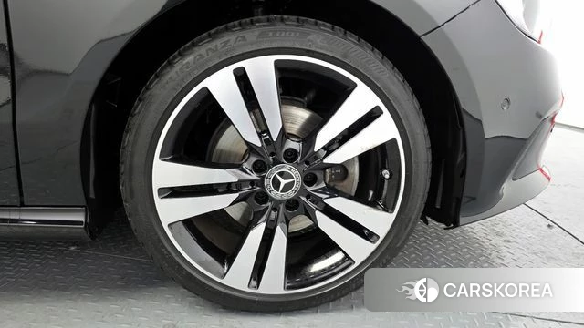 Mercedes-Benz A-Class W176 id 3853808 из Кореи 15