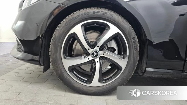 Mercedes-Benz E-Class W213 id 4586630 из Кореи 29