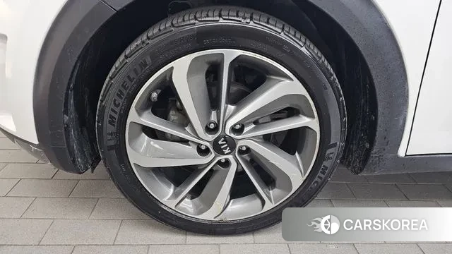 Kia Niro id 3429589 из Кореи 15