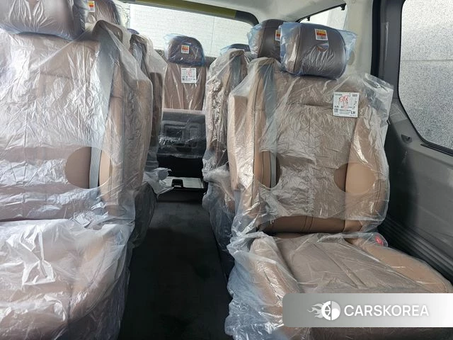 Hyundai Staria 2025 Белый из Кореи, фото 5