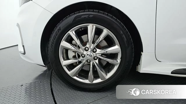 Kia The New Carnival id 3942783 из Кореи 15