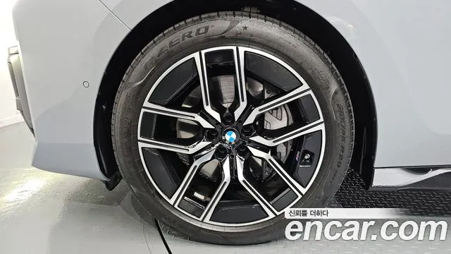 BMW 7 Series (G70) id 2717345 из Кореи 15