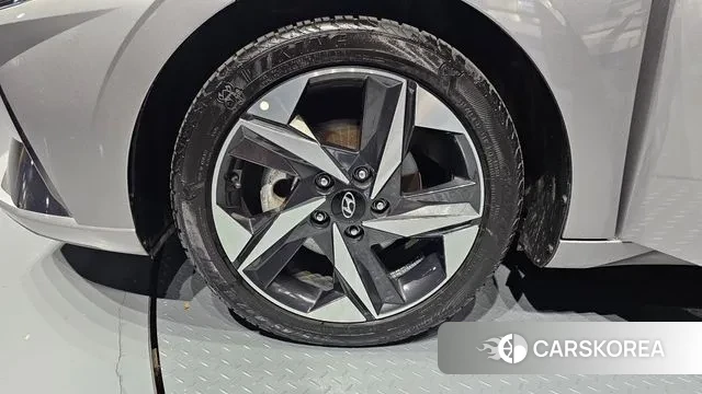 Hyundai Avante Hybrid (CN7) id 3411101 из Кореи 15