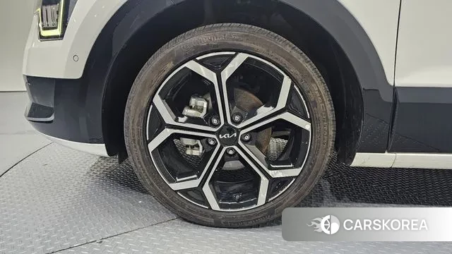 Kia Di Ol Nu Niro id 3720931 из Кореи 15