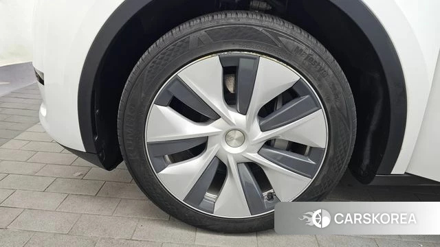 Tesla Model Y id 4571789 из Кореи 30