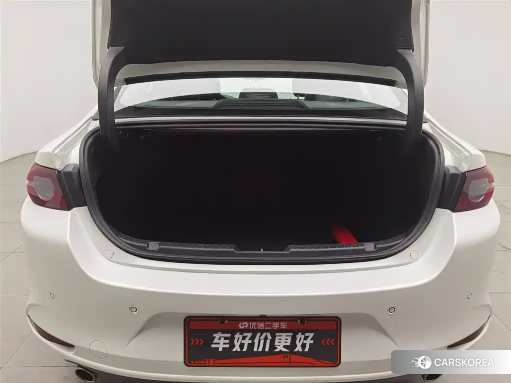 Mazda 3 id 4547377 из Китая 19