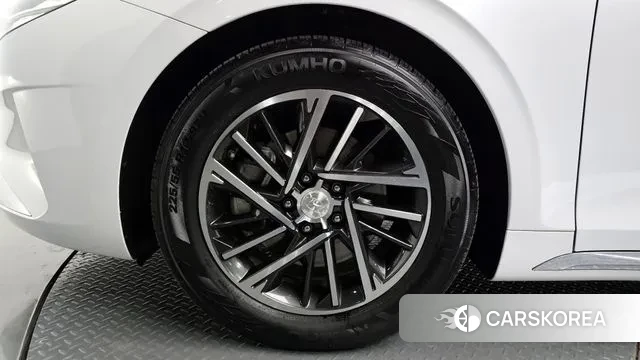 Hyundai The New Grandeur IG id 3469168 из Кореи 15