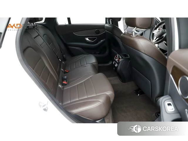 Mercedes-Benz GLC 2021 Белый из Китая, фото 5