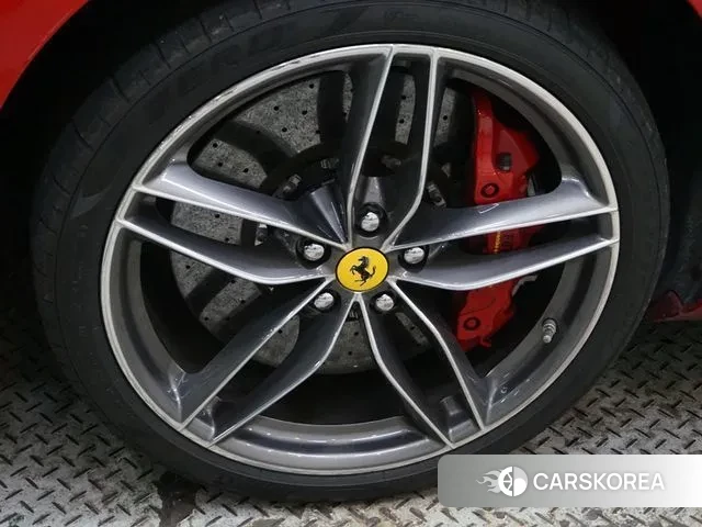 Ferrari 488 Spider id 3039387 из Кореи 15