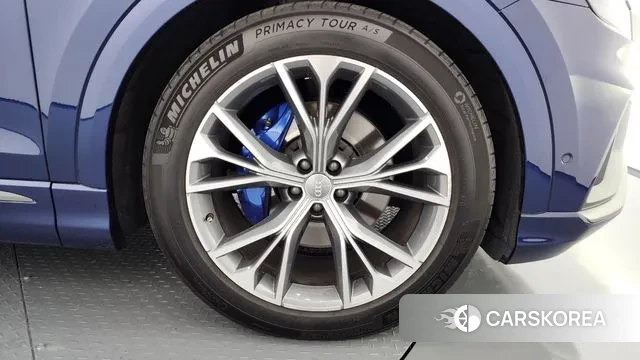 Audi Q8 (4M) id 3355979 из Кореи 15