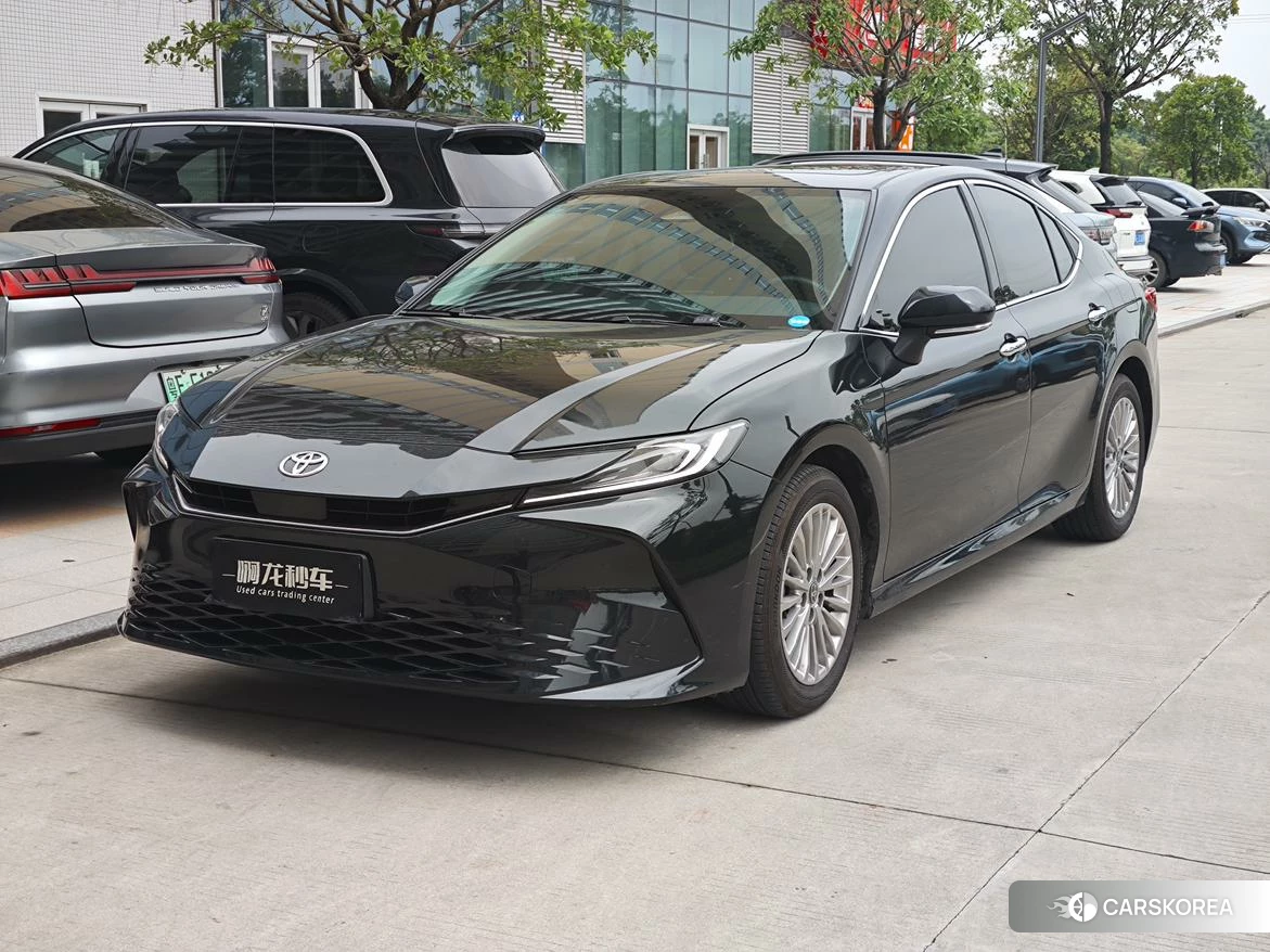 Toyota Camry 2025 Черный из Китая, фото 5