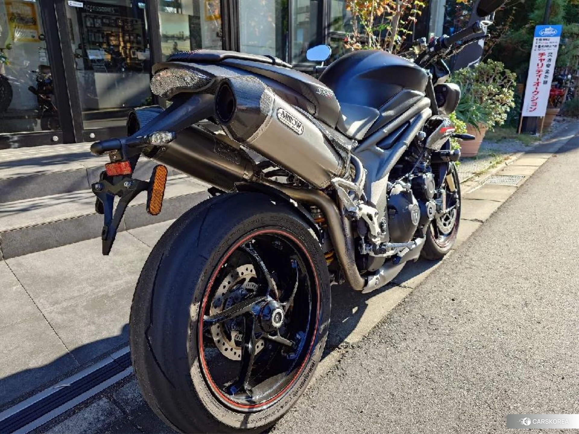Triumph SPEED TRIPLE RS 2018 из Японии