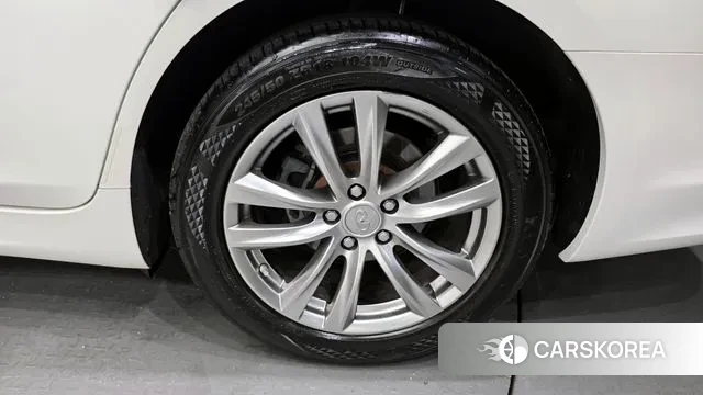 Infiniti Q70 id 3259567 из Кореи 15