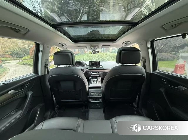 Audi Q5L id 4260808 из Китая 14