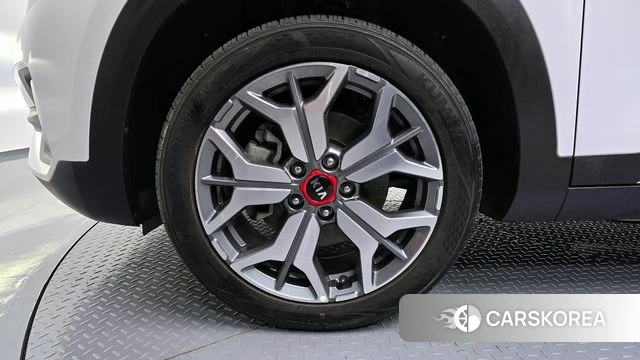 Kia Seltos id 3872983 из Кореи 15