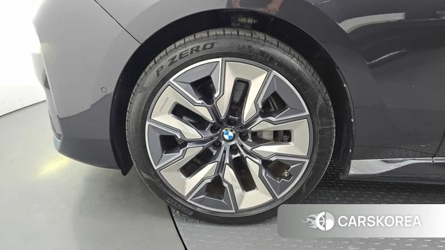 BMW i7 (G70) id 4834645 из Кореи 15