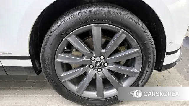 Land Rover Range Rover Velar id 3672880 из Кореи 15