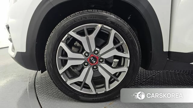 Kia Seltos id 3813903 из Кореи 15