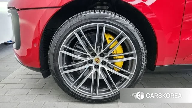 Porsche Macan id 3740051 из Кореи 15