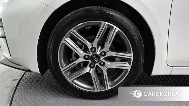 Kia Come New K3 id 3622619 из Кореи 15