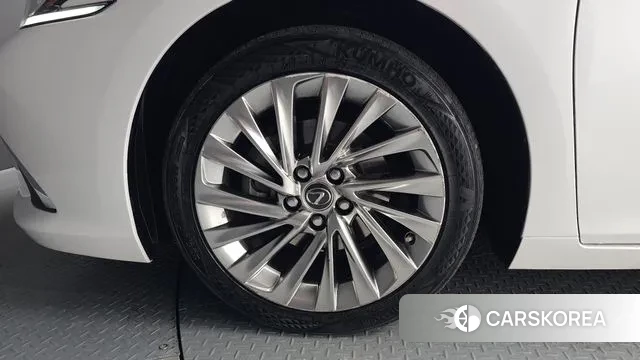 Lexus ES300h 7th generation id 3489515 из Кореи 15