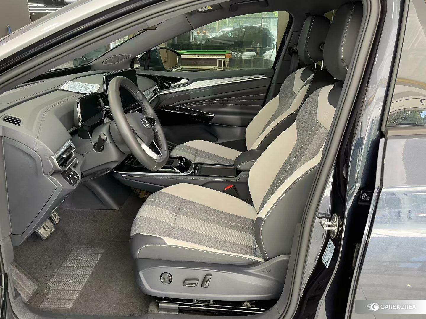 Volkswagen ID.4 CROZZ 2023 Темно-серый из Китая, фото 5