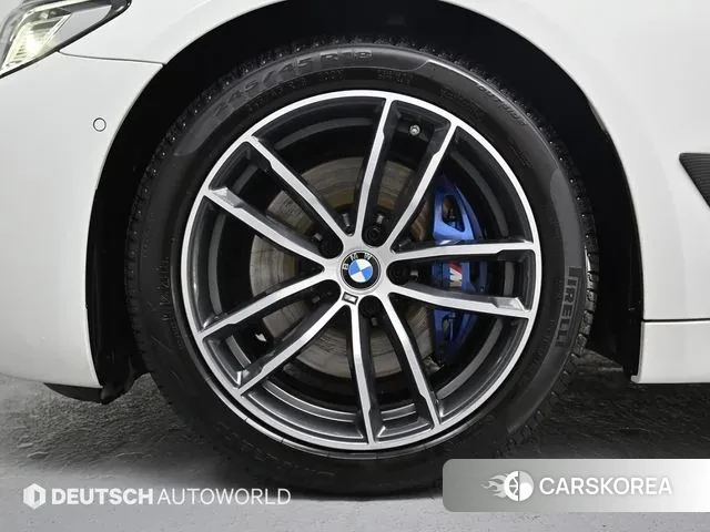 BMW 5 Series (G30) id 3305478 из Кореи 15