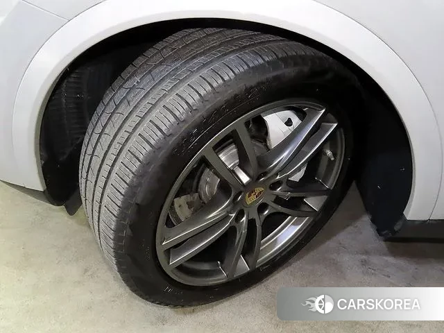 Porsche Cayenne (PO536) id 3757500 из Кореи 15