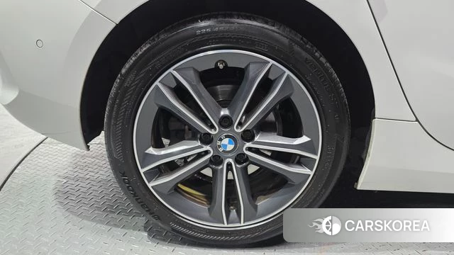 BMW 1 Series (F40) id 3965815 из Кореи 15