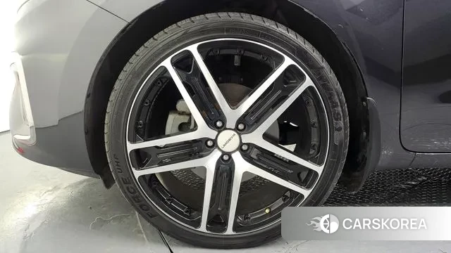 Kia The New Carnival id 3602329 из Кореи 15