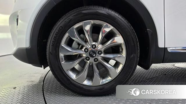 Kia The New Sorento id 4596326 из Кореи 26