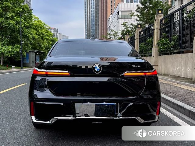 BMW 7 series id 4275599 из Китая 11