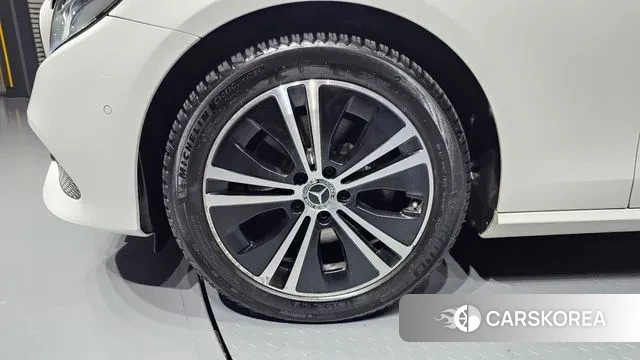 Mercedes-Benz E-Class W213 id 3552074 из Кореи 15