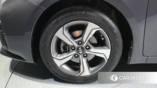 Kia Come New K3 id 4448255 из Кореи 25
