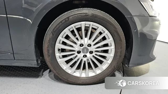 Audi A6 (C8) id 3012899 из Кореи 15