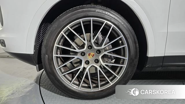 Porsche Cayenne (PO536) id 4355018 из Кореи 29