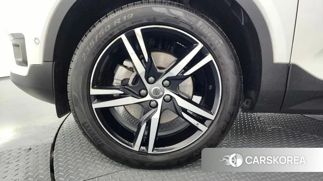 Volvo XC40 id 3867289 из Кореи 15