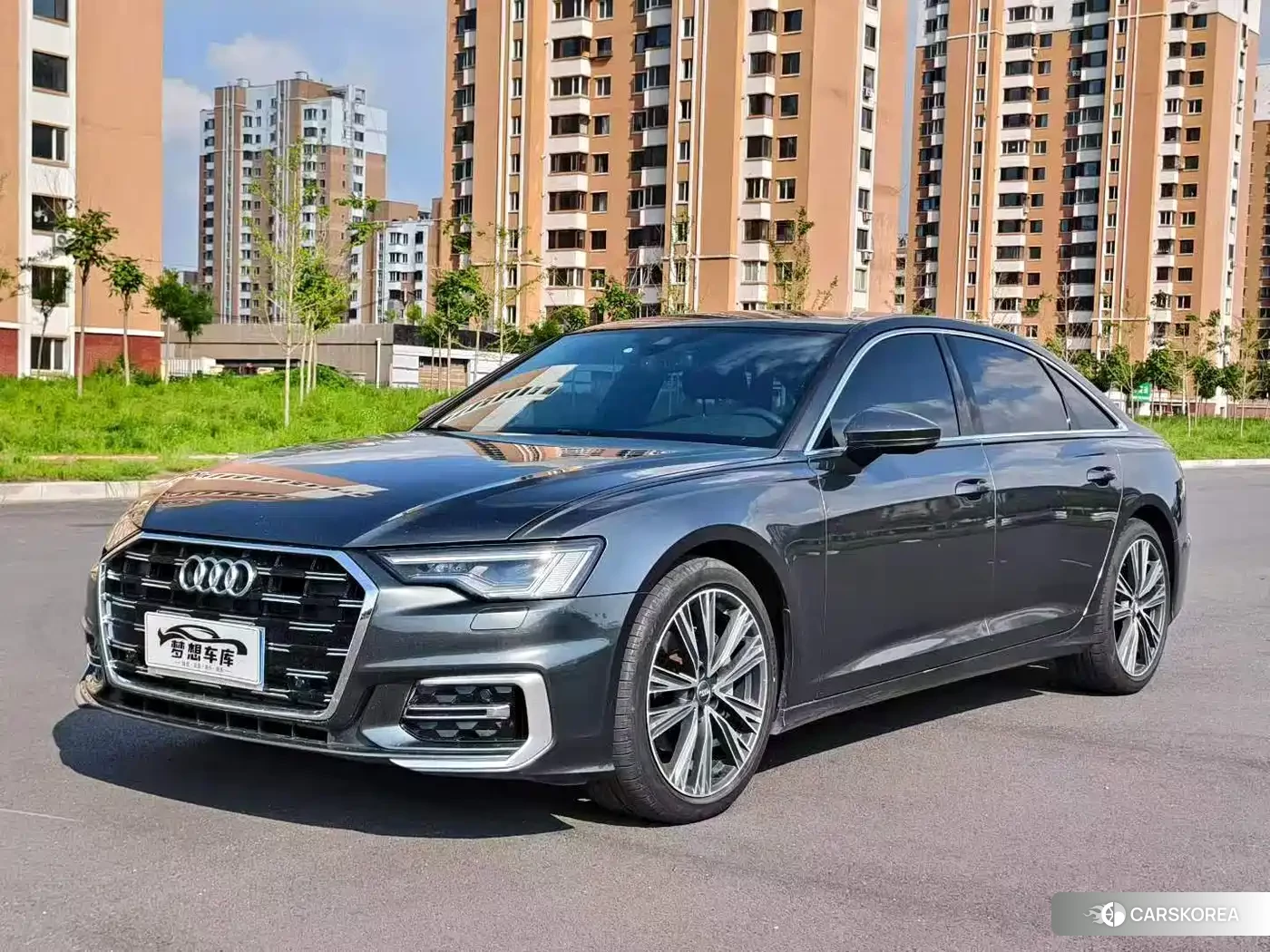 Audi A6L 2021 Silver/gray из Китая, фото 5