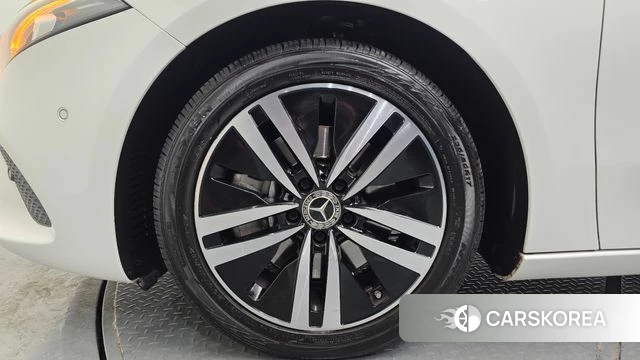 Mercedes-Benz A-Class W177 id 3839952 из Кореи 15